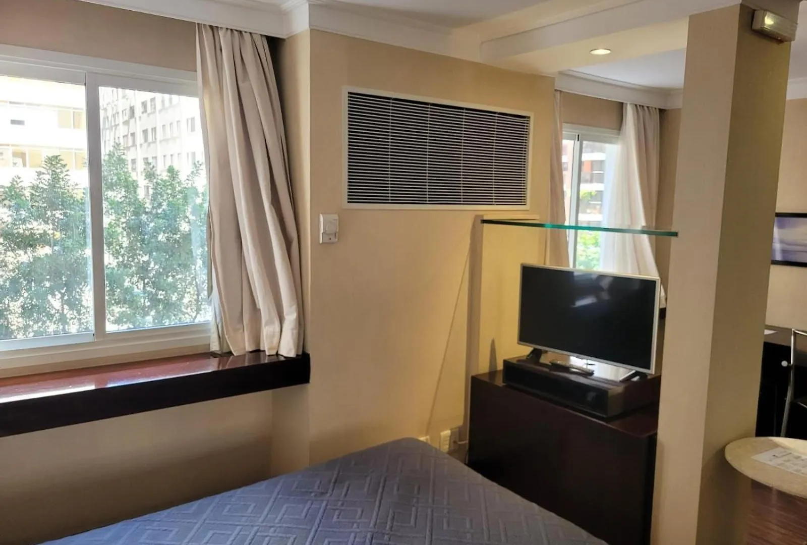 Elegant Flat Internacional Plaza-Garagem E Piscina Hotel Sao Paulo