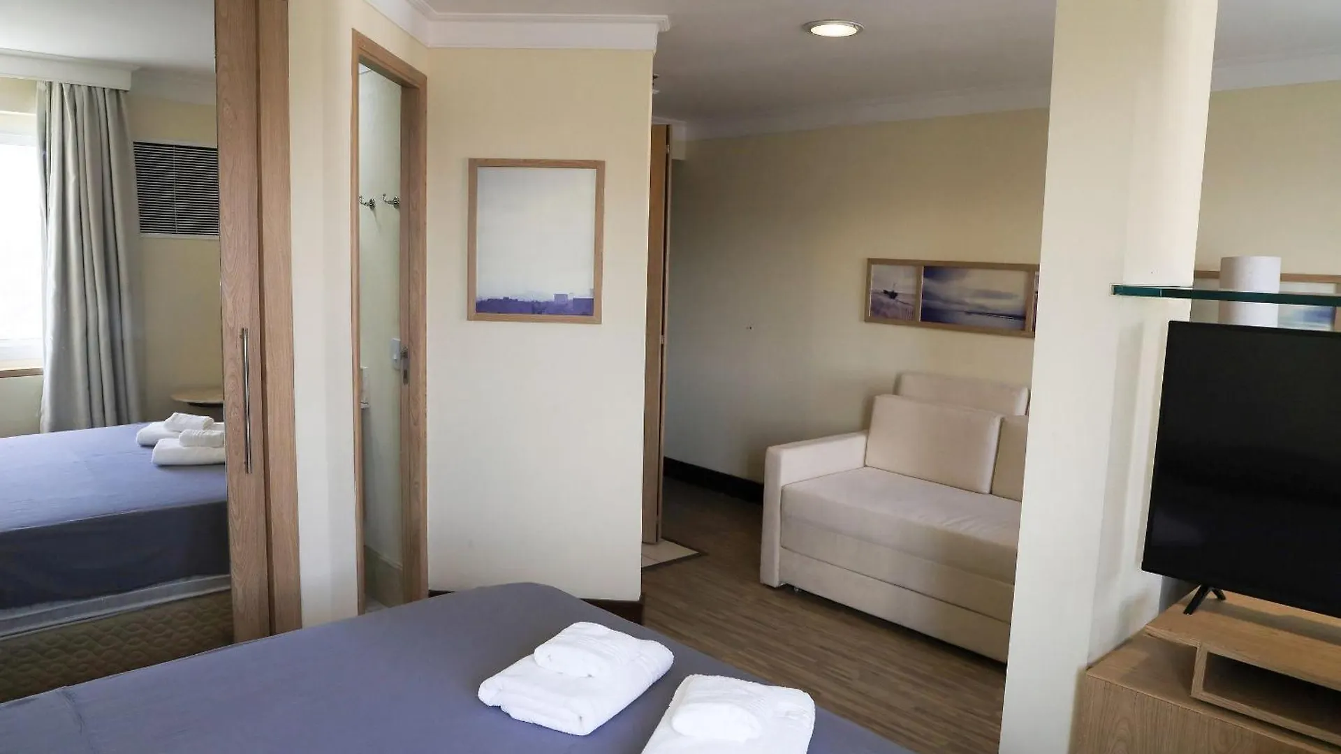 Elegant Flat Internacional Plaza-Garagem E Piscina Hotel Sao Paulo